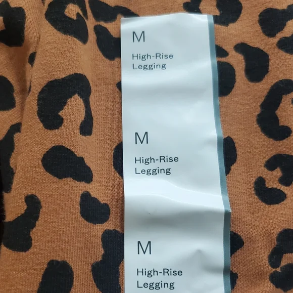 NWT Wild fable Brown cheetah print leggings Various sizes  Available ♥️ - Picture 9 of 11